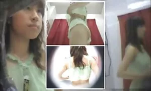 هر سکس سوپر زن چاق دو طرف یک توت فرنگی در توالت نصب شده بود