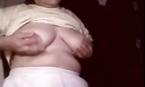 خرد کردن ویدیو سکس زن با سگ مقعد شیشه ای